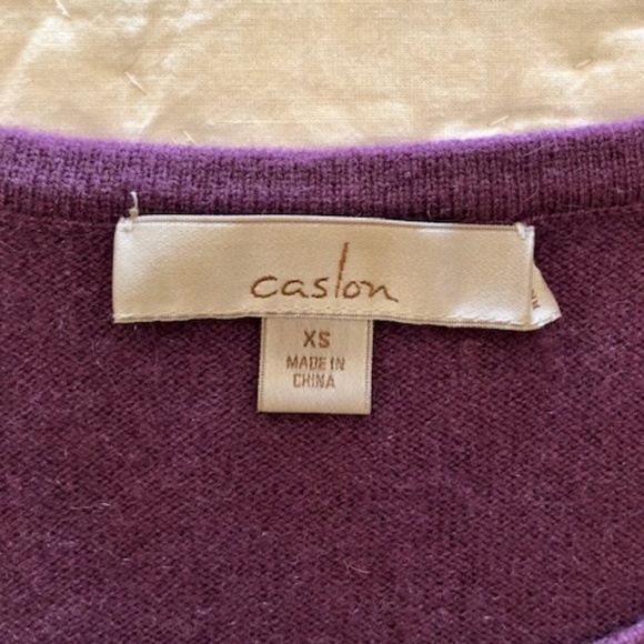 Caslon Women's Button-Down Cardigan, 100% Cashmere, Purple, 3/4 Sleeves, Size XS - Picture 3 of 4